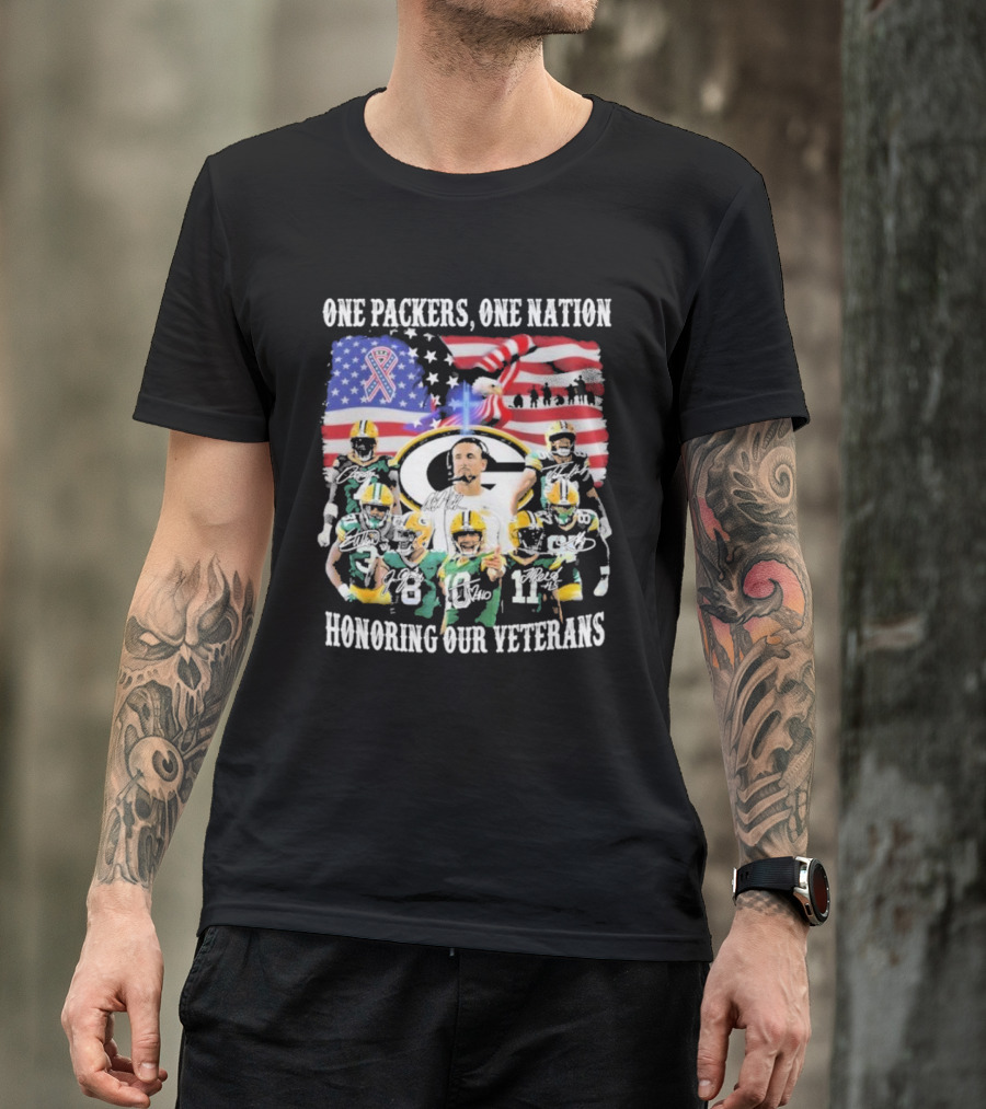 One Packers One Nation Honoring Our Veterans Green Bay Packers Players United States Flag T-Shirt