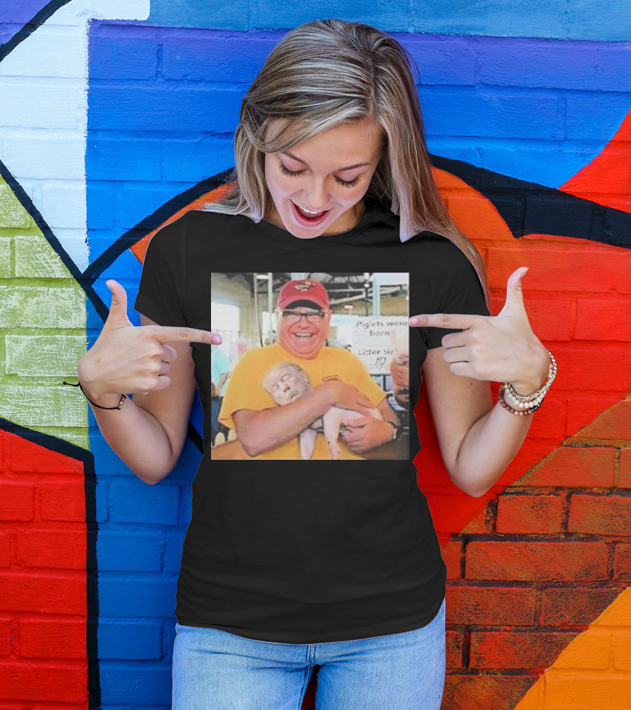 Tim Walz Holding Trump Piglet Piglets Were Born Litter Size 10 T-Shirt