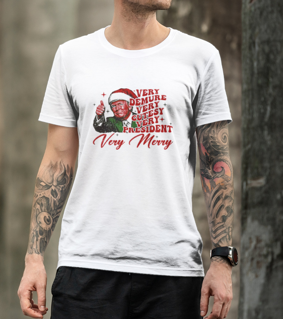 Very Demure Very Cutesy Very President Very Merry Santa Hat Thumbs Up T-Shirt