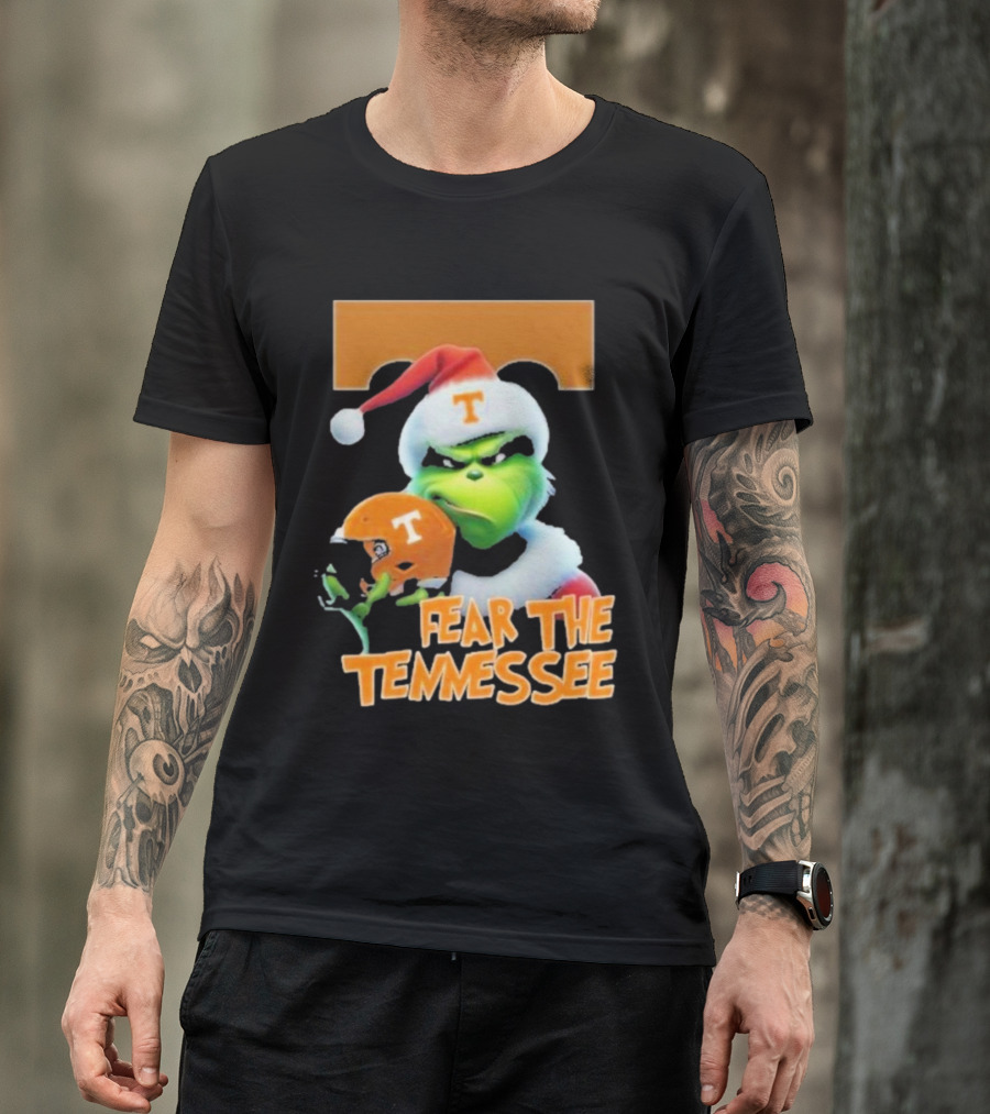 Fear The Tennessee Volunteers Grinch Football Helmets T-Shirt