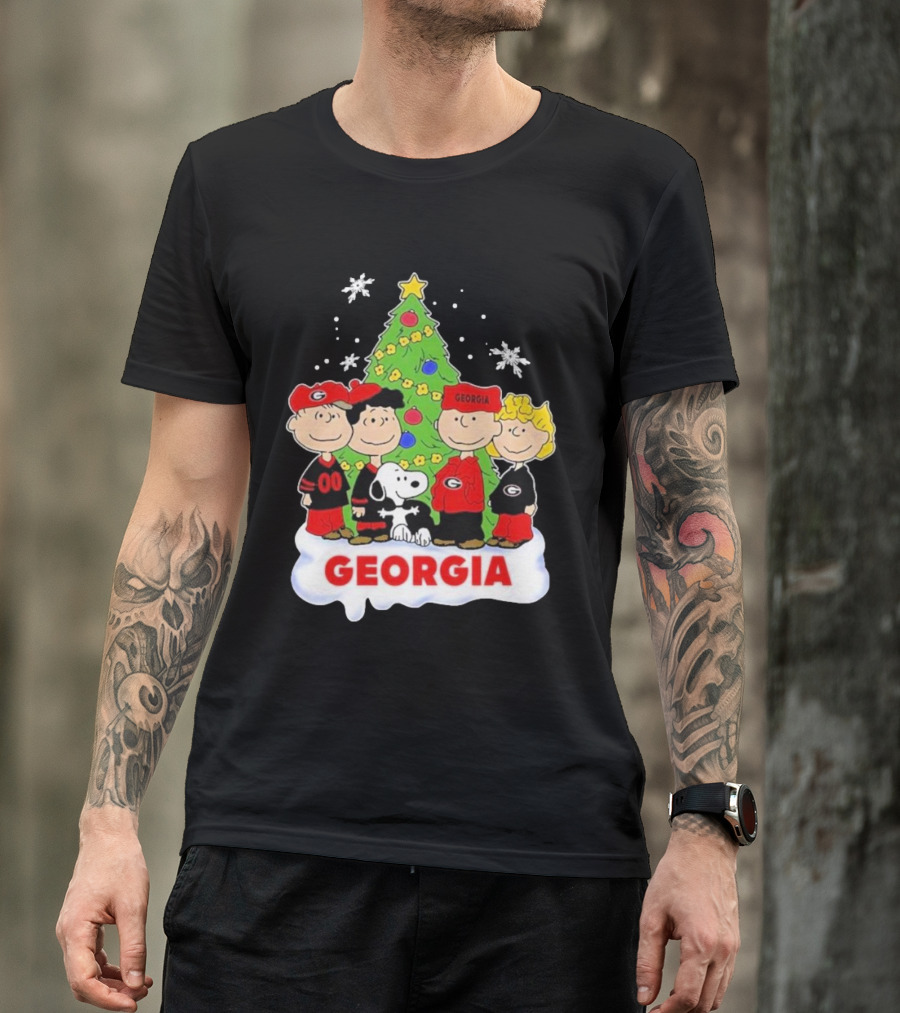 Georgia Bulldogs Snoopy And Friends Christmas T-Shirt