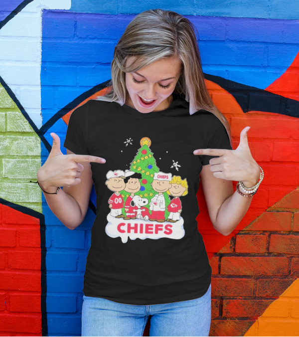 Kansas City Chiefs Snoopy Christmas Peanuts Characters Chiefs NFL Holiday T-Shirt