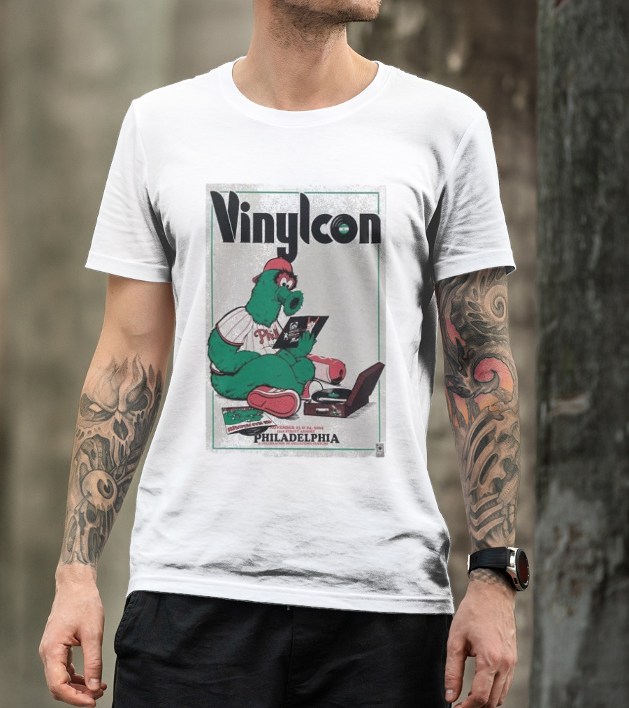 Vinylcon Philadelphia Phillies Mascot At 23rd St Armory Listening On Turntable T-Shirt
