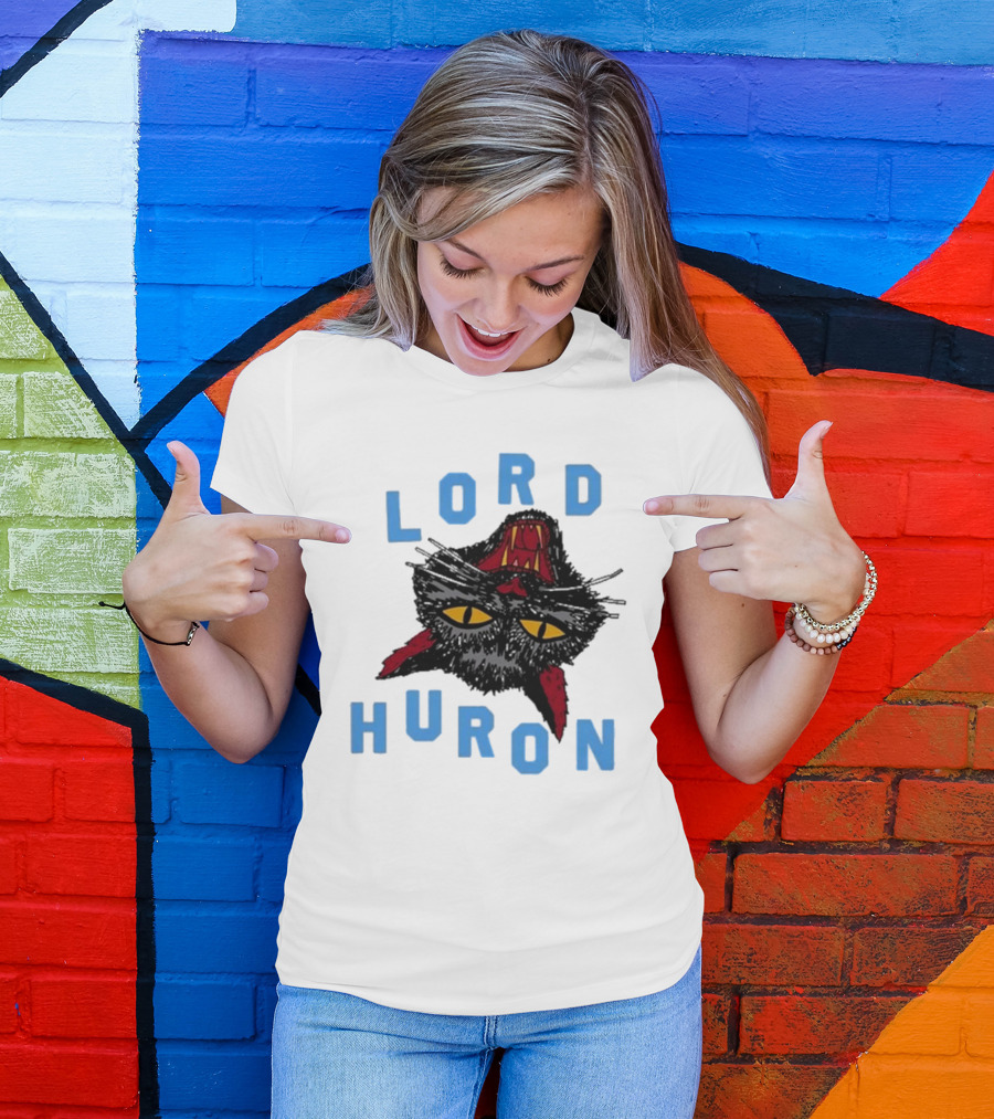 LORD HURON Upside Down Cat T-Shirt