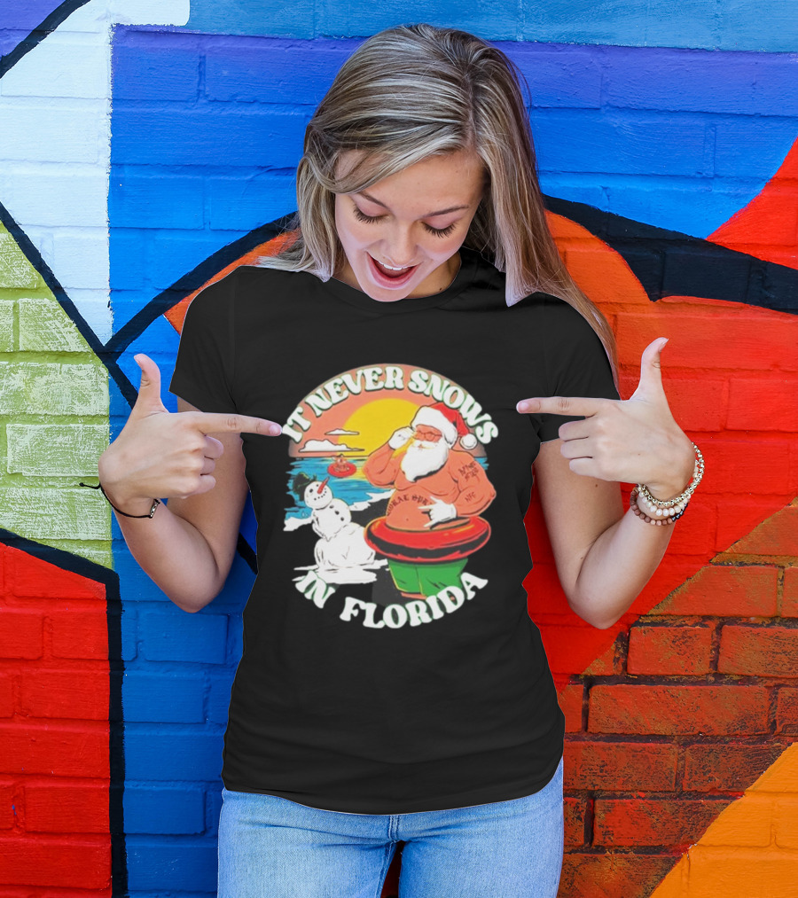 New Found Glory Santa Sunbathing It Never Snows In Florida T-Shirt