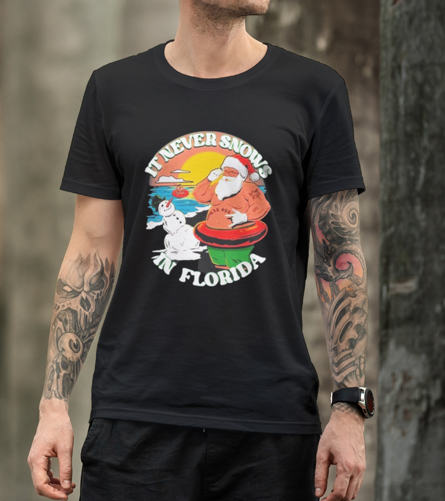 New Found Glory Santa Sunbathing It Never Snows In Florida T-Shirt