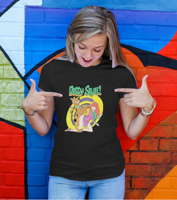 Scooby-Doo Doggy Style Daphne T-Shirt