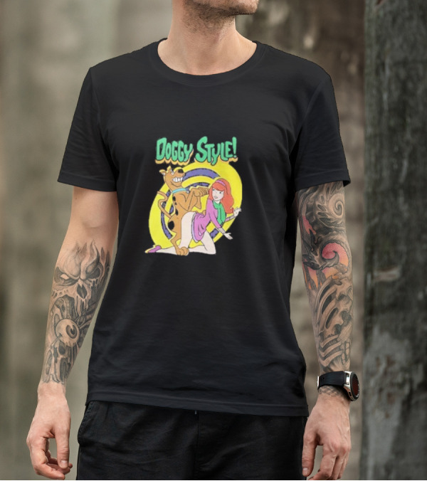 Scooby-Doo Doggy Style Daphne T-Shirt