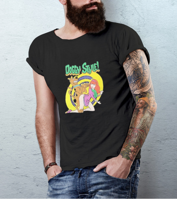 Scooby-Doo Doggy Style Daphne T-Shirt