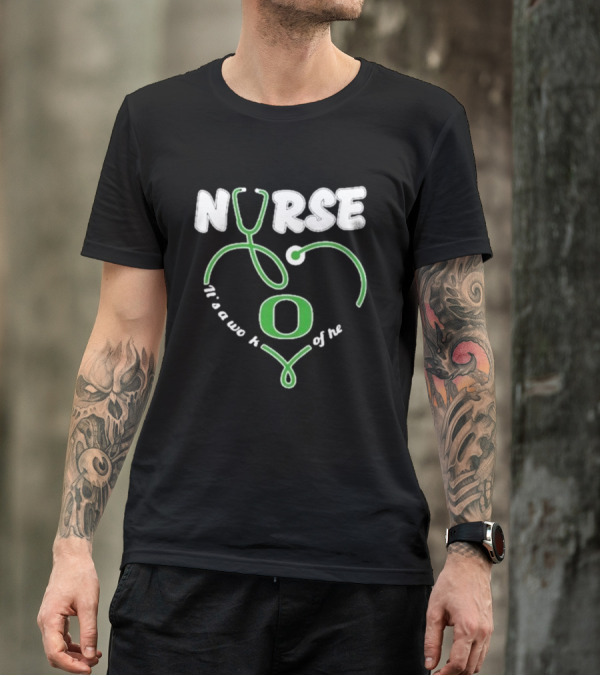 Oregon Ducks Nurse It’s A Work Of Heart Stethoscope T-Shirt