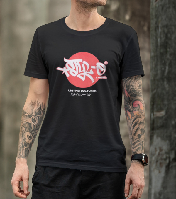 Uniting Cultures Label T-Shirt
