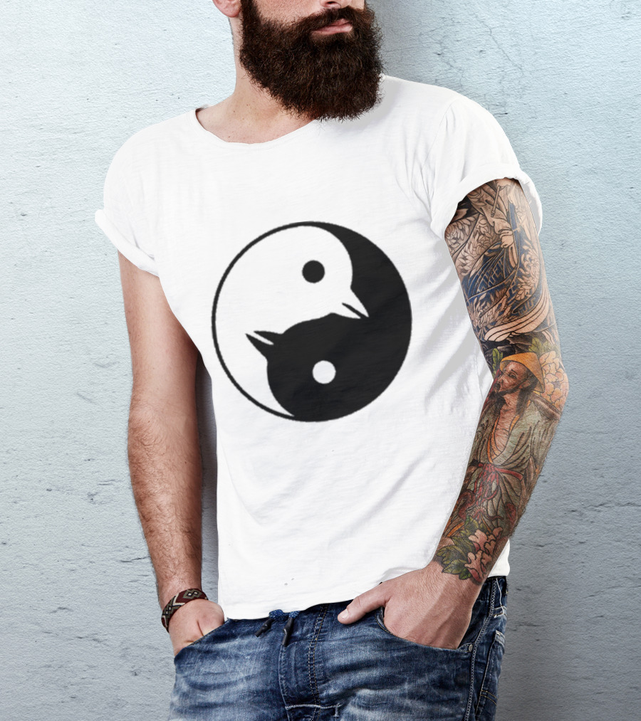 Yin Yang Penguins Pinguini Tattici Nucleari T-Shirt