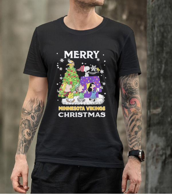 Merry Minnesota Vikings Christmas Snoopy Team Celebration T-Shirt