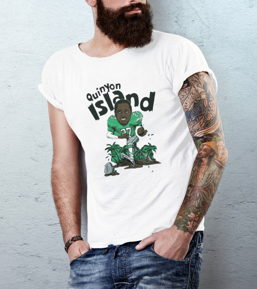 Quinyon Island Eagle 27 Football Player Running With Palm Trees And Rocks T-Shirt