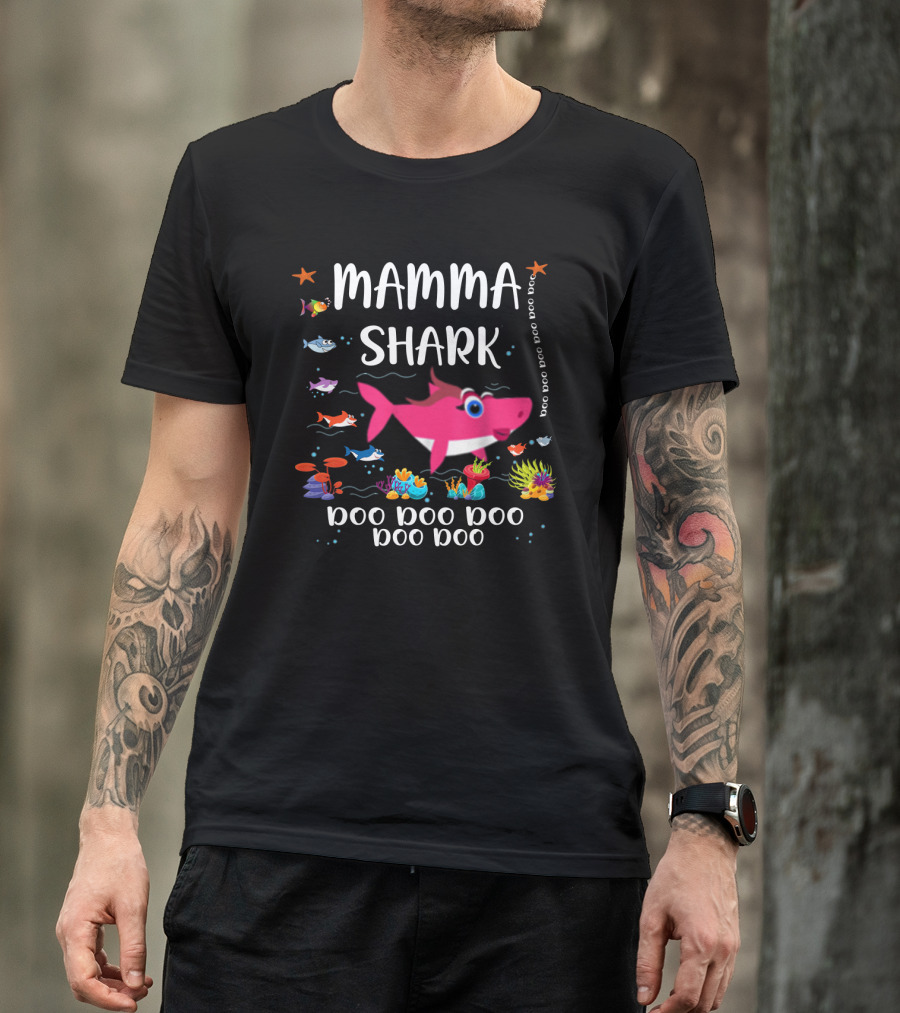 Mamma Shark Doo Doo Doo Doo Matching Family Shark T-Shirt