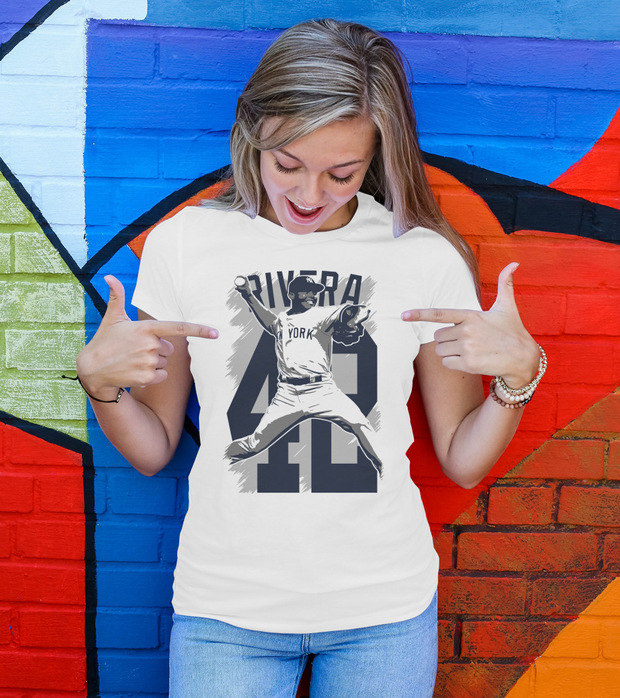 Rivera 42 New York Yankees Baseball Legend T-Shirt