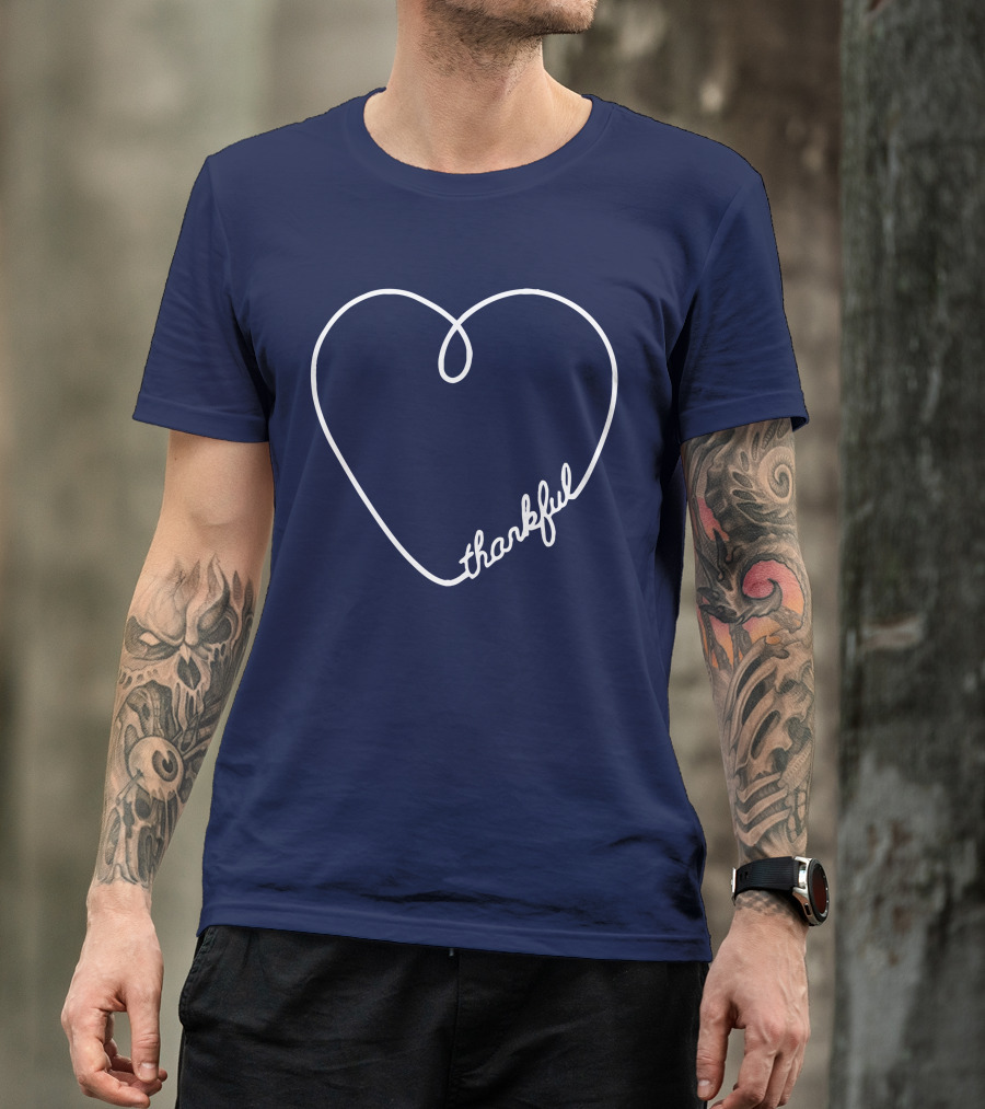 Thankful Script Heart Outline T-Shirt