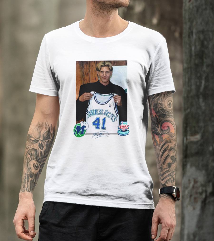 Dirk Nowitzki Mavericks NBA Draft Vancouver June 24 1998 T-Shirt