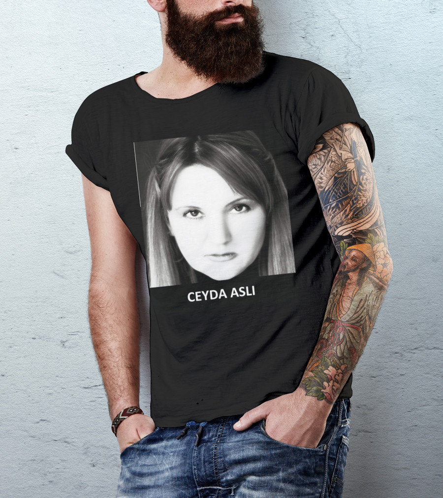 Ceyda Asli T-Shirt