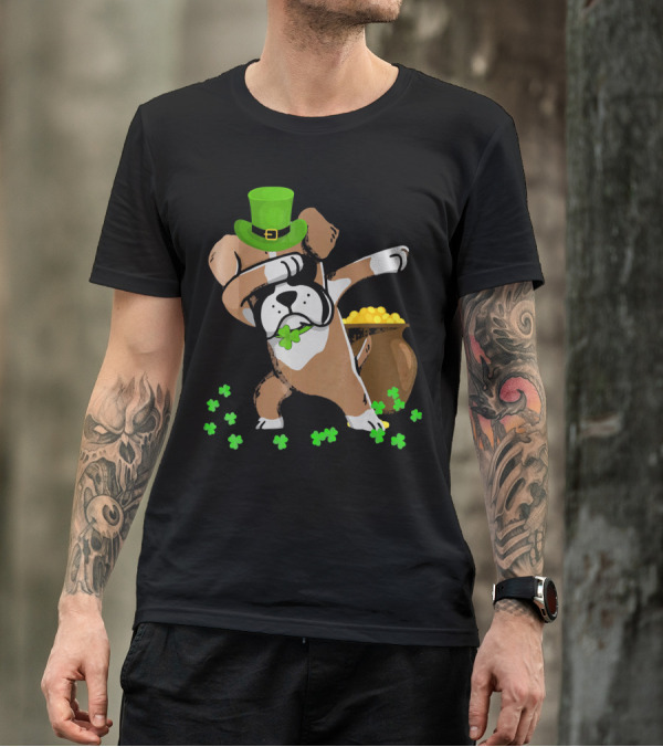 Boxer Dabbing St Patricks Day Dog With Leprechaun Hat And Pot Of Gold T-Shirt