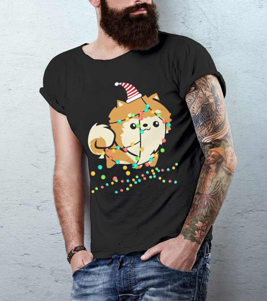 Christmas Lights Pomeranian Santa Hat T-Shirt