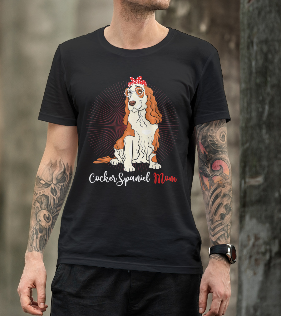 Cocker Spaniel Mom With Glasses And Red Polka Dot Bandana T-Shirt