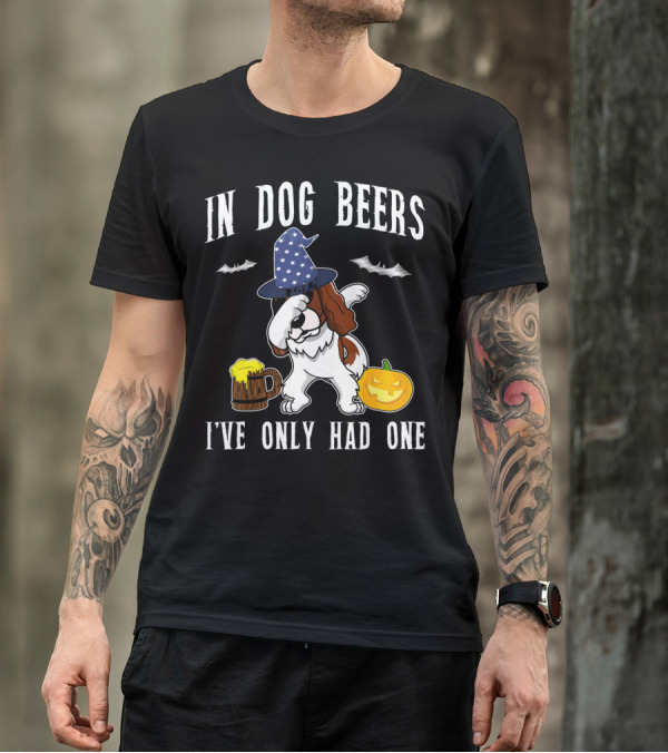 In Dog Beers I've Only Had One Dabbing Cavalier King Charles Spaniel Halloween Wizard Hat Pumpkin T-Shirt