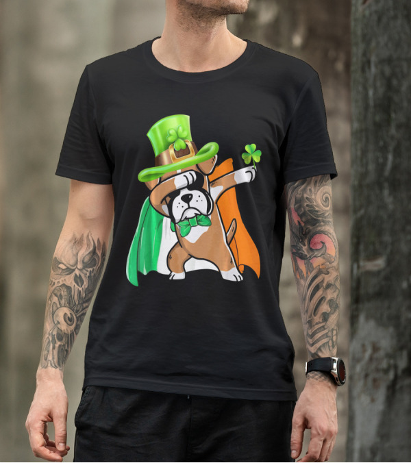 Lucky Boxer Dabbing With Irish Flag And Shamrock Hat T-Shirt