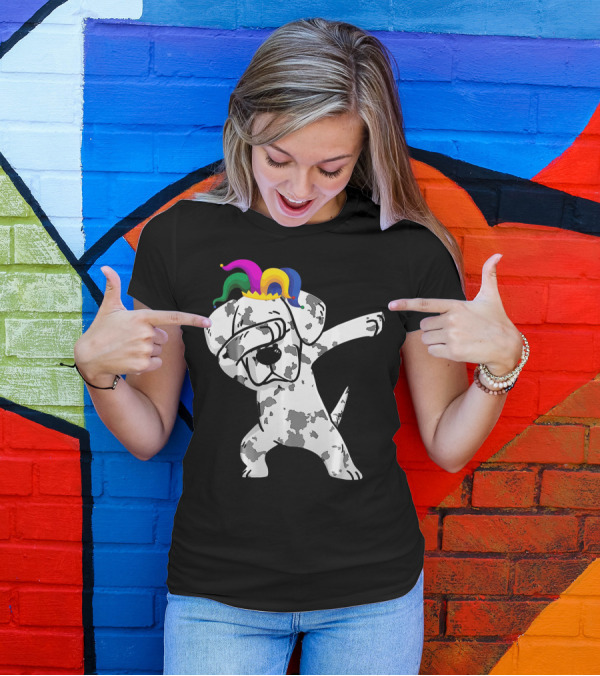 Dabbing Great Dane Jester Hat Mardi Gras Dance Fun T-Shirt