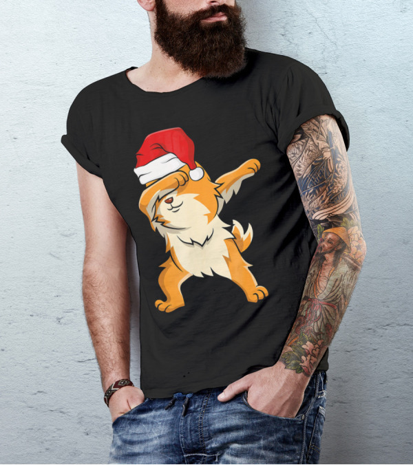 Dabbing Pomeranian With Santa Hat T-Shirt