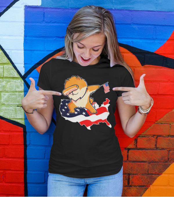 Funny Dabbing Pomeranian Holding American Flag On USA Map T-Shirt