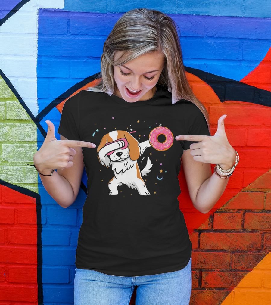 Funny Dabbing Cavalier King Charles Spaniel With Pink Frosted Donut T-Shirt