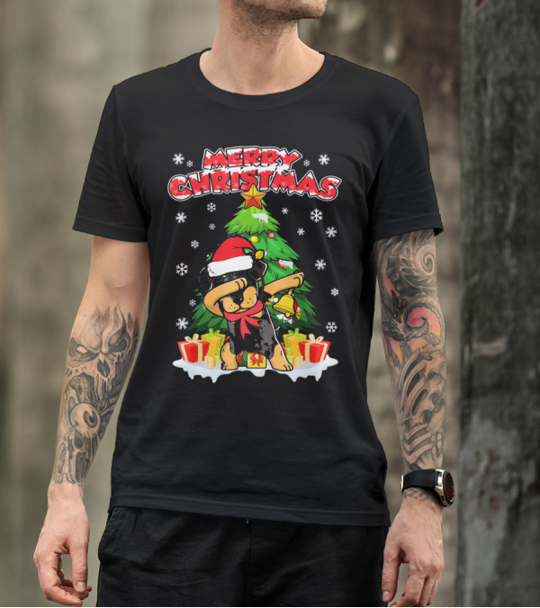 Merry Christmas Dabbing Rottweiler With Santa Hat And Gifts T-Shirt