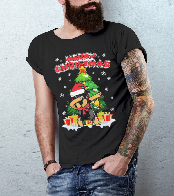Merry Christmas Dabbing Rottweiler With Santa Hat And Gifts T-Shirt