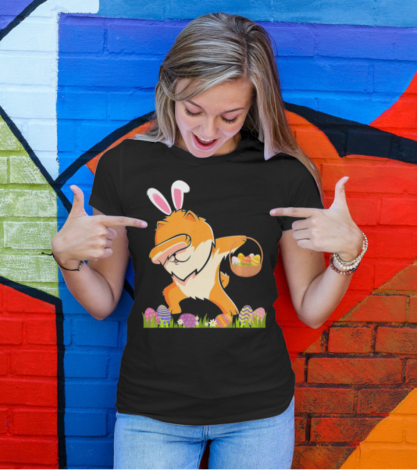 Funny Pomeranian Dabbing Easter Bunny With Eggs And Basket T-Shirt