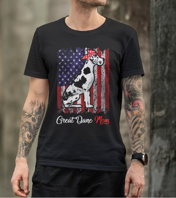 Great Dane Mom Patriotic USA Flag T-Shirt