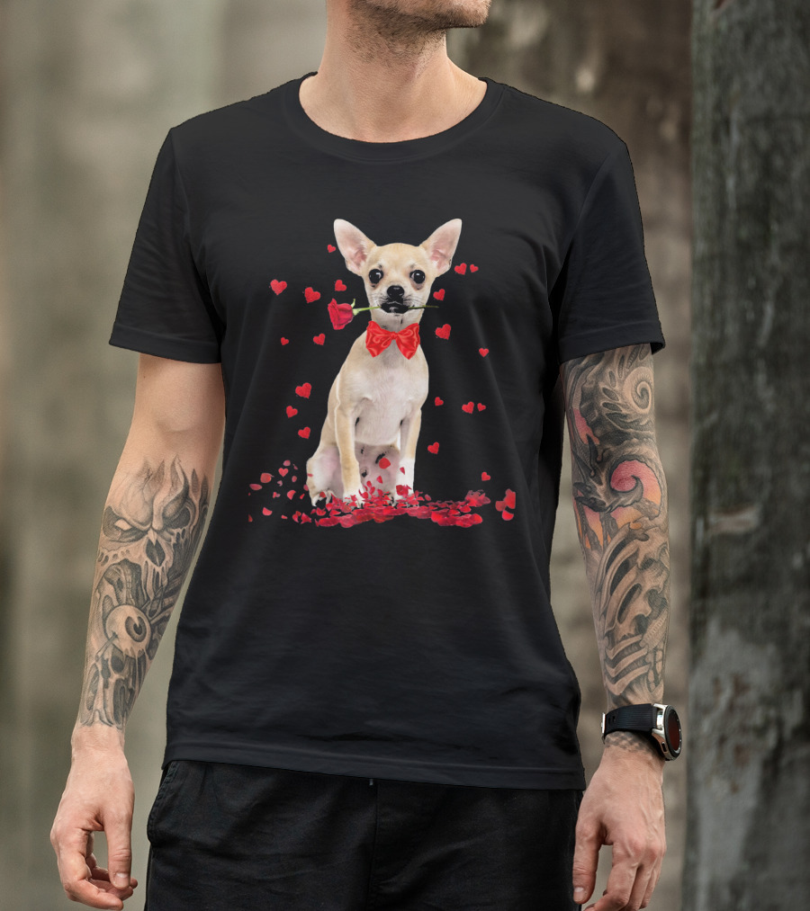 Chihuahua Valentine's Day Rose And Hearts T-Shirt