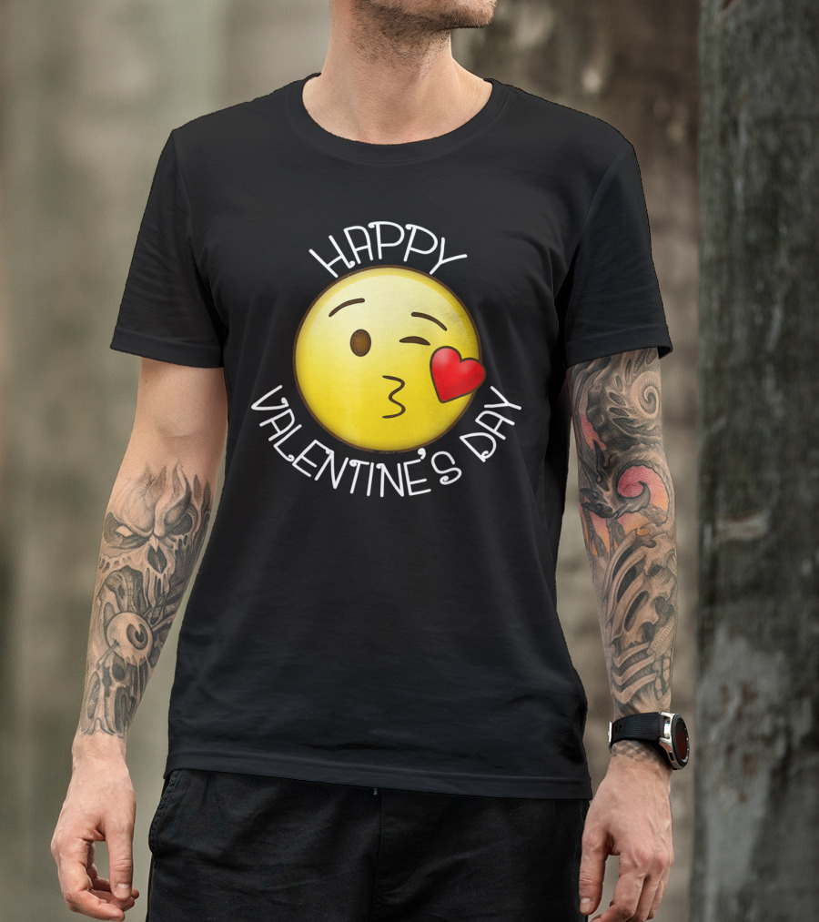Happy Valentine's Day Cute Blow Kiss Heart Emoji Wink T-Shirt
