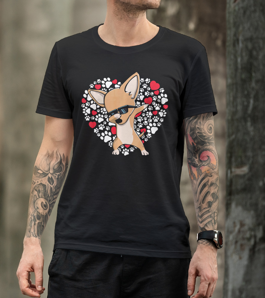 Chihuahua Dabbing Heart Paws Valentines Day Fun T-Shirt