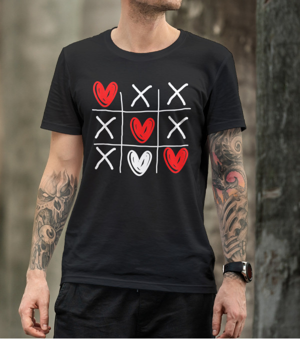 Cute Hearts Tic Tac Toe Valentines Day T-Shirt