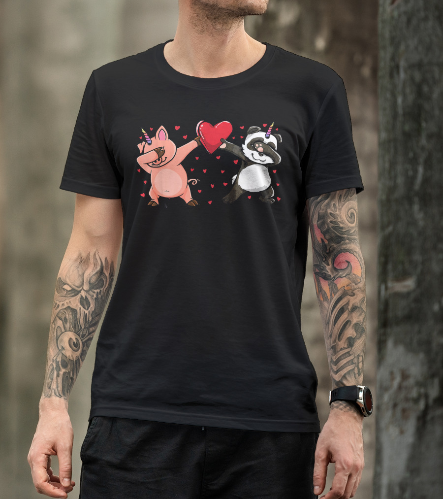 Dabbing Piggycorn Pandicorn Holding Heart Valentine T-Shirt