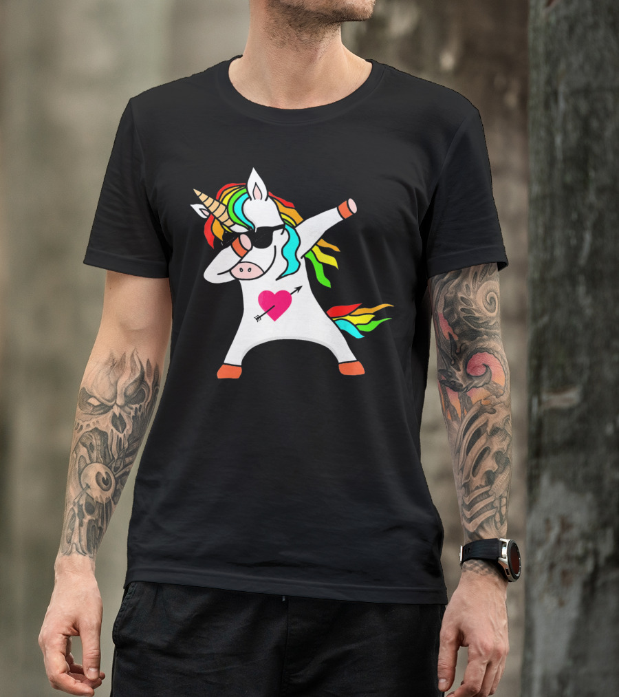 Funny Heart Valentines Day Dabbing Unicorn With Rainbow Mane And Sunglasses T-Shirt