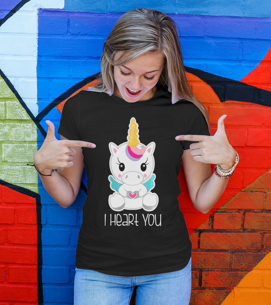 Kids Cute I Heart You Unicorn Hugging Adorable Kawaii T-Shirt