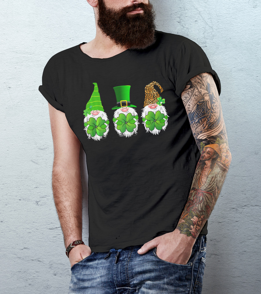 Gnomes Shamrock Leprechaun Green Leopard Saint Patrick's Day T-Shirt