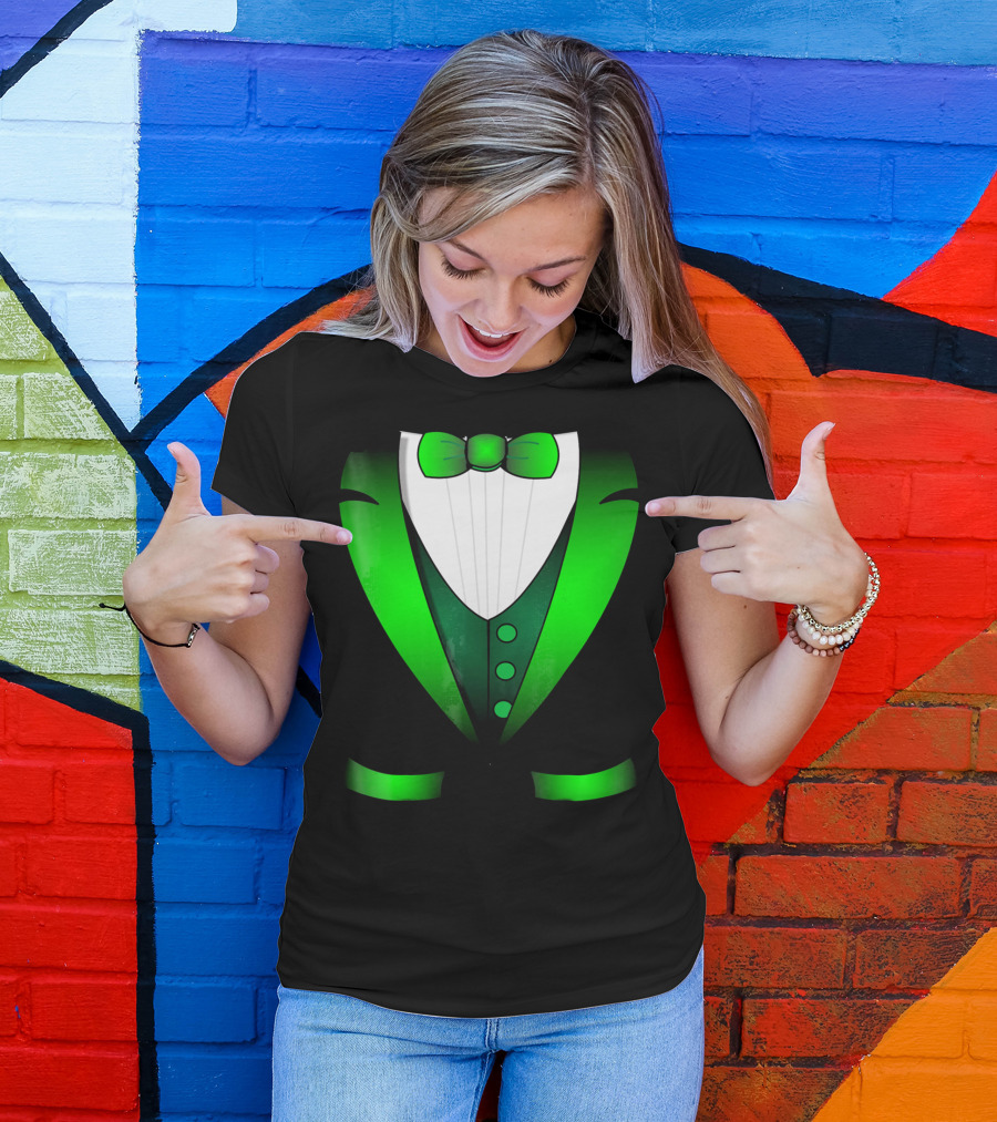 Irish St Patricks Day Leprechaun Green Tuxedo Bowtie T-Shirt