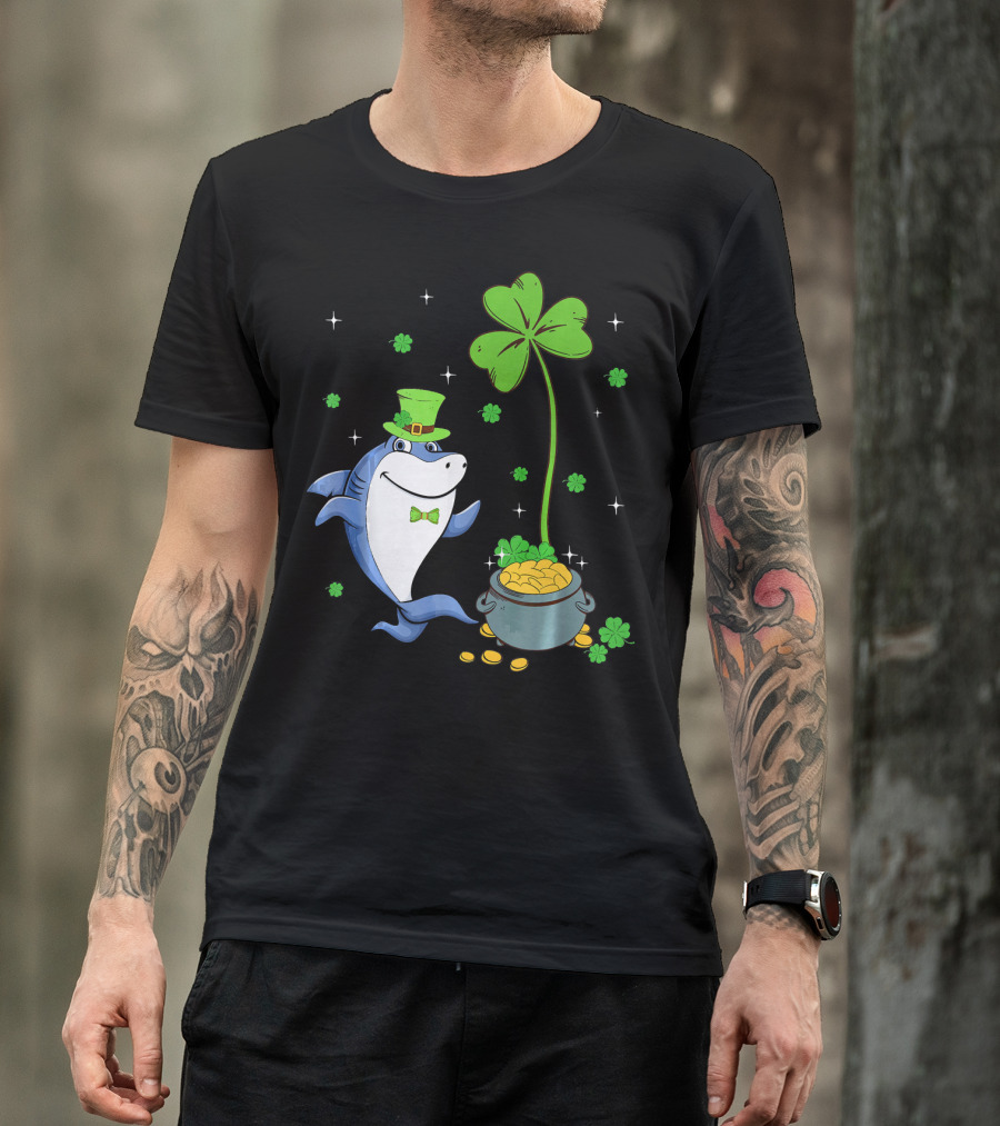 St Patricks Shamrock Leprechaun Shark With Pot Of Gold T-Shirt