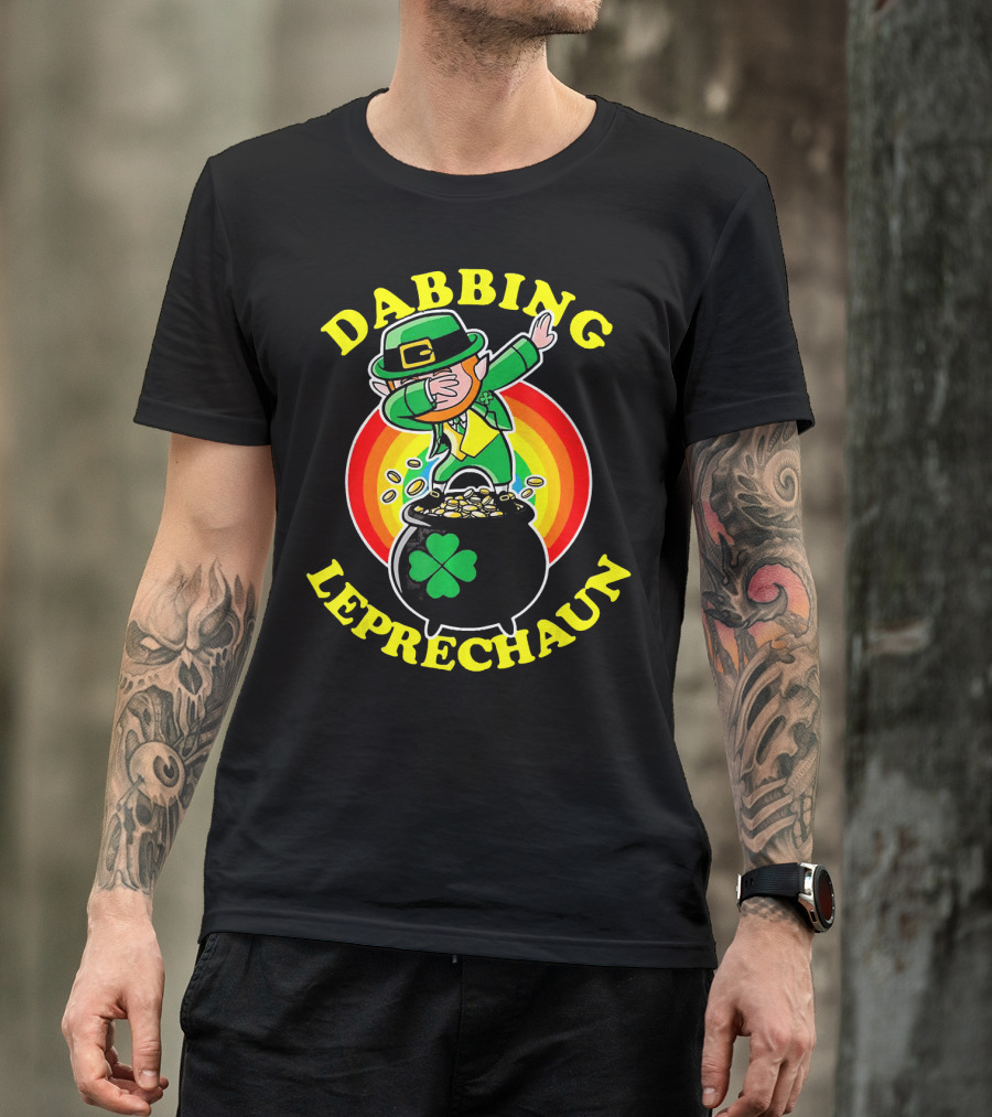 Dabbing Leprechaun Pot Of Gold Rainbow T-Shirt