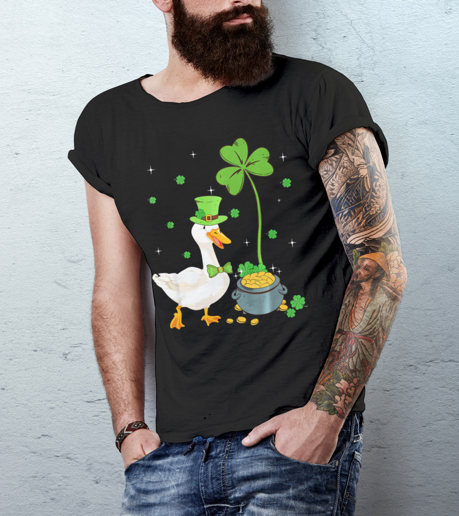 Shamrock Duck With Leprechaun Hat And Pot Of Gold T-Shirt