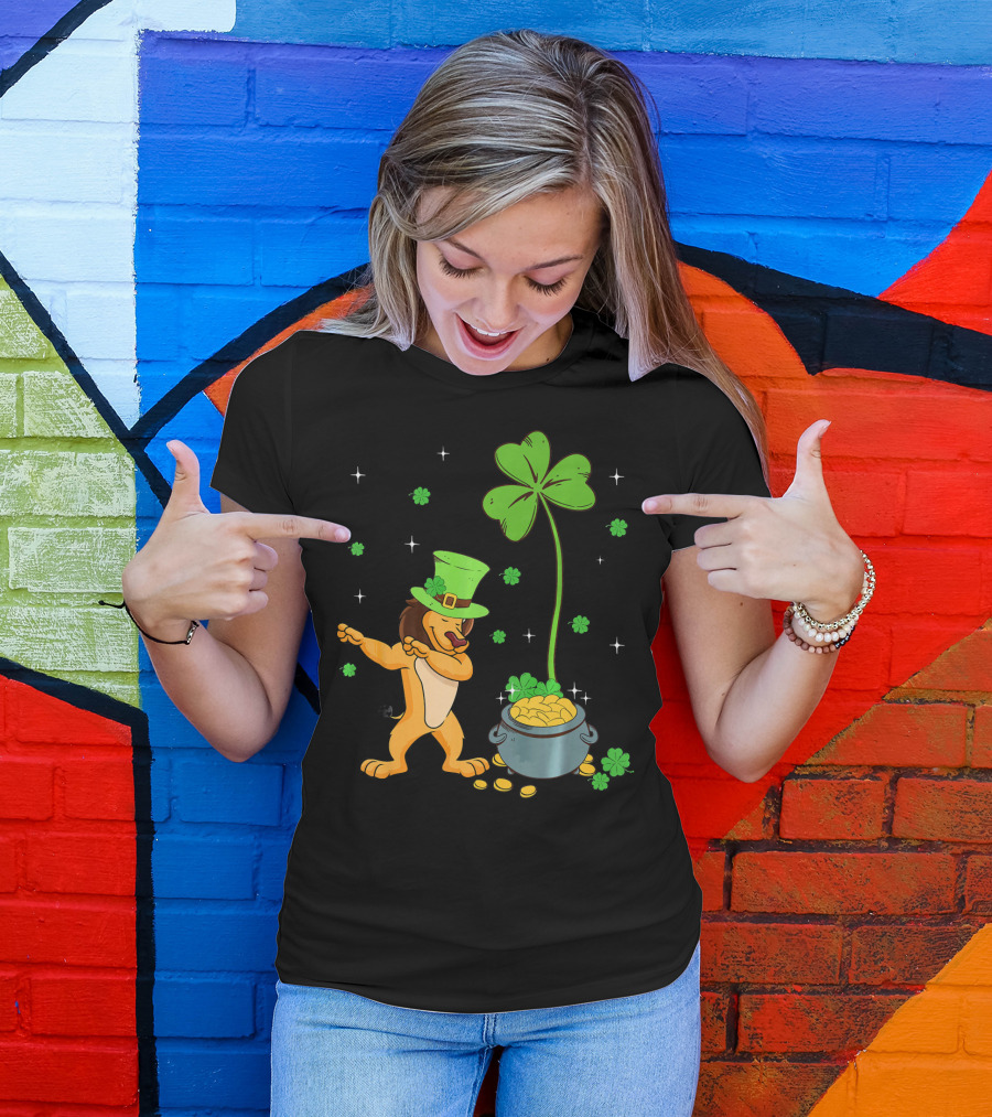 Shamrock Leprechaun Lion Pot Of Gold Clover Dance T-Shirt