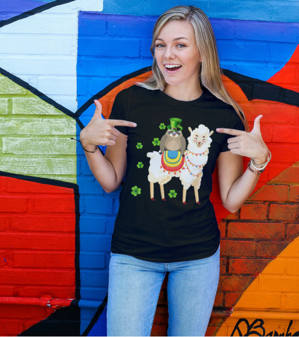 Leprechaun Sloth Riding Llama St Patrick's Day With Shamrocks T-Shirt